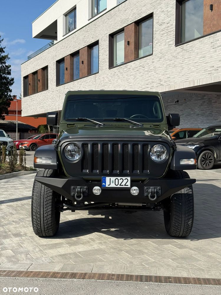 Jeep Wrangler - 30