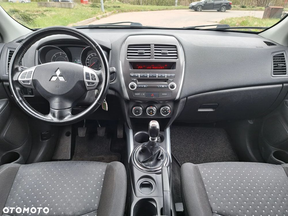Mitsubishi ASX - 14