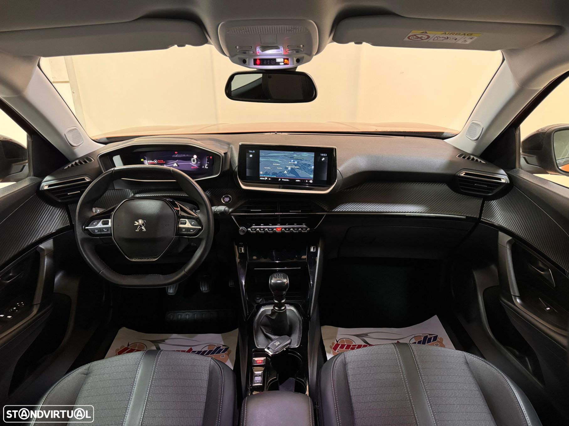 Peugeot 2008 1.2 PureTech Allure Pack - 23