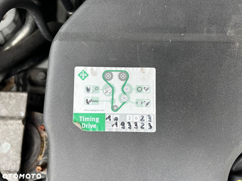 Volvo V50 DPF D2 RDesign Edition - 29