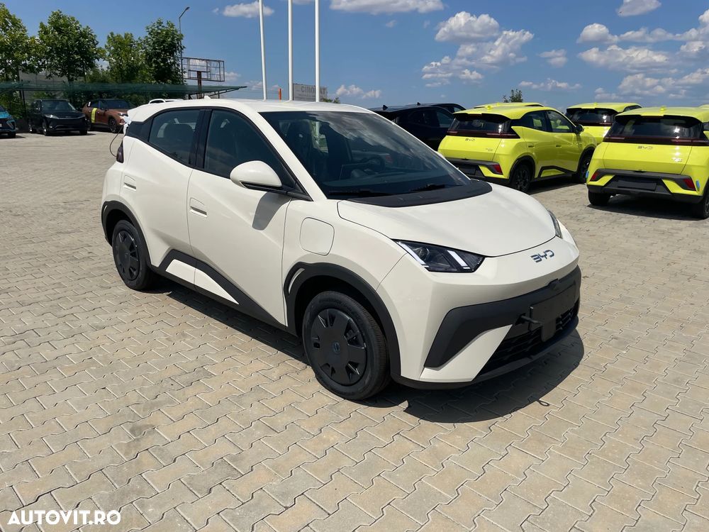Byd Dolphin - 3