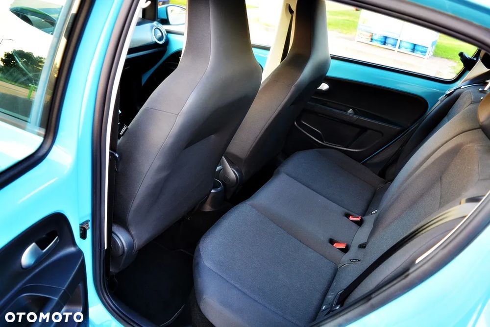 Volkswagen up! 1.0 Beats - 11