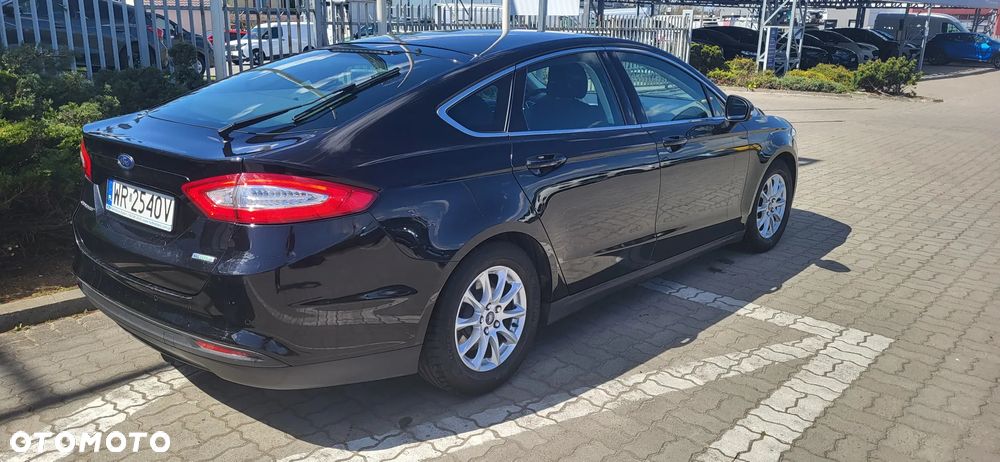 Ford Mondeo ver-1-5-ecoboost-titanium - 3
