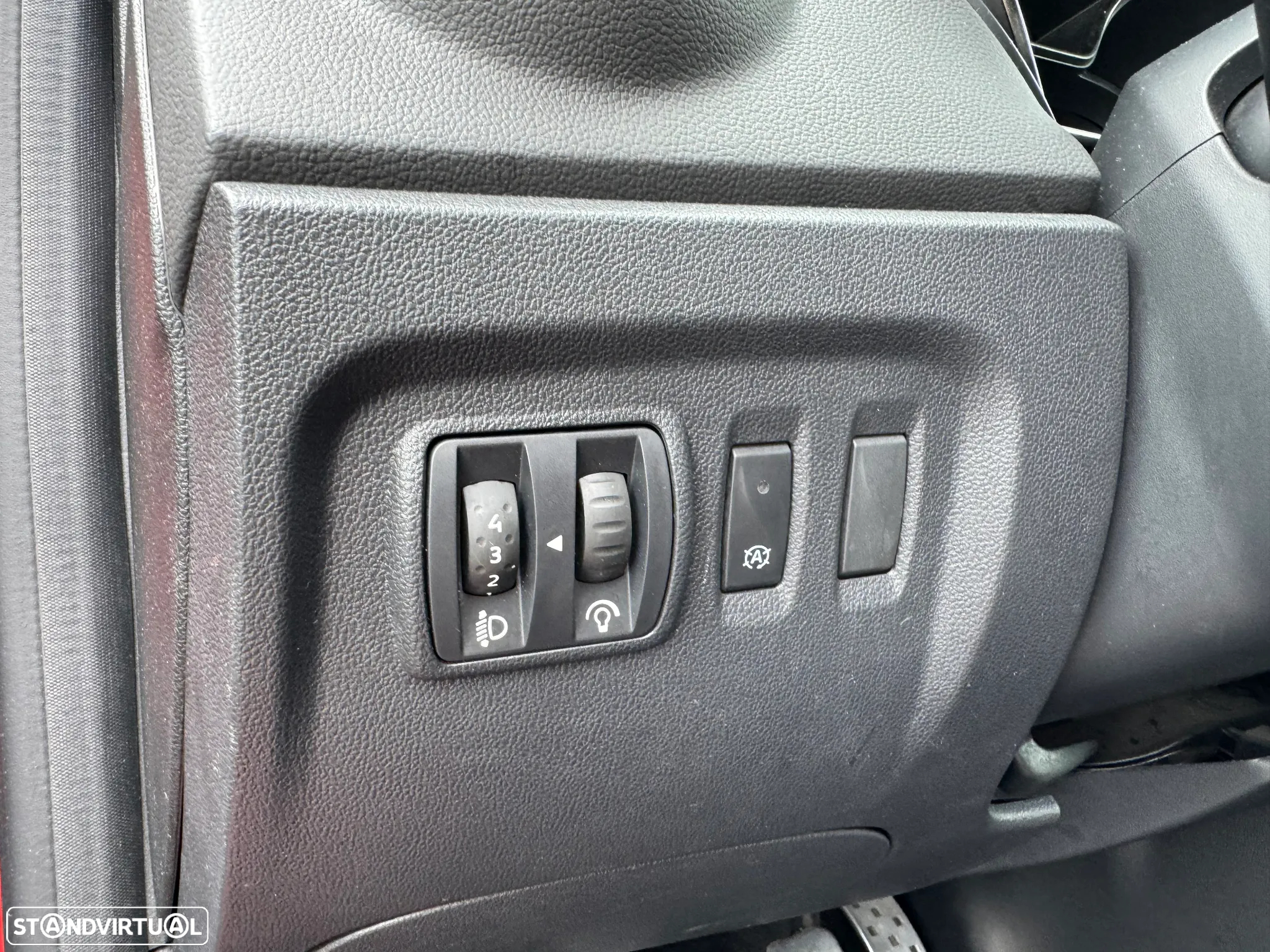 Renault Captur (ENERGY) TCe 90 INTENS - 38