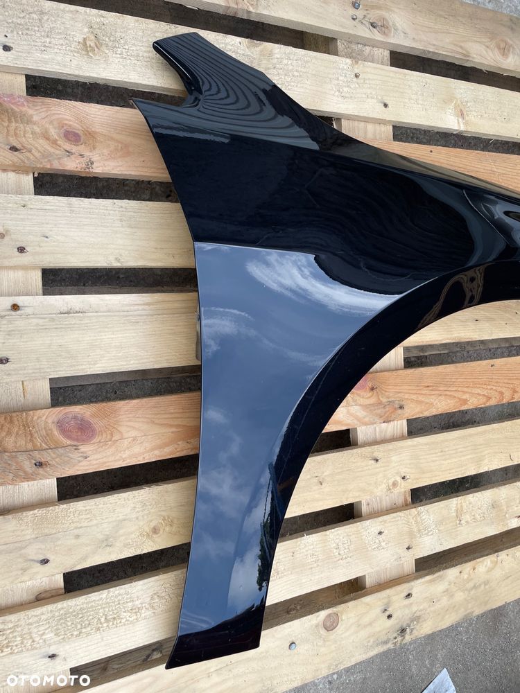 BŁOTNIK PRZÓD PRAWY VOLKSWAGEN GOLF VII LIFT CZARNY W KOLOR - 11