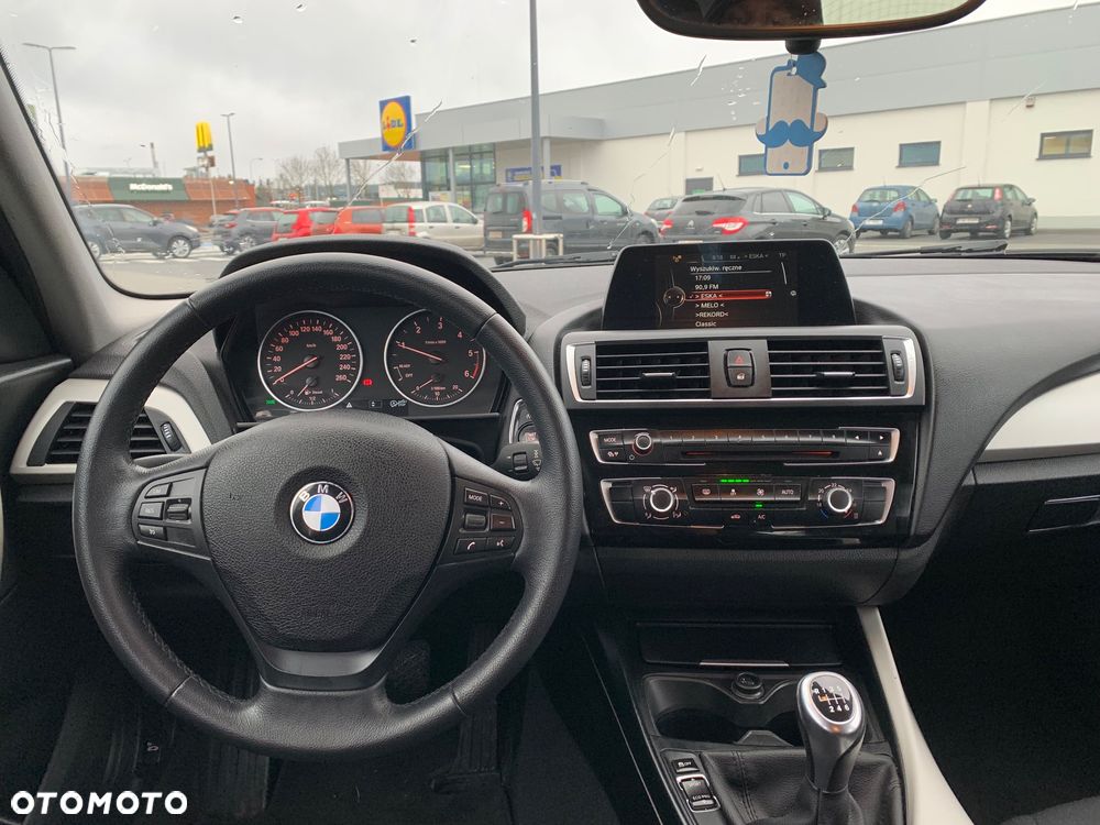 BMW Seria 1 116d EfficientDynamics Edition - 16