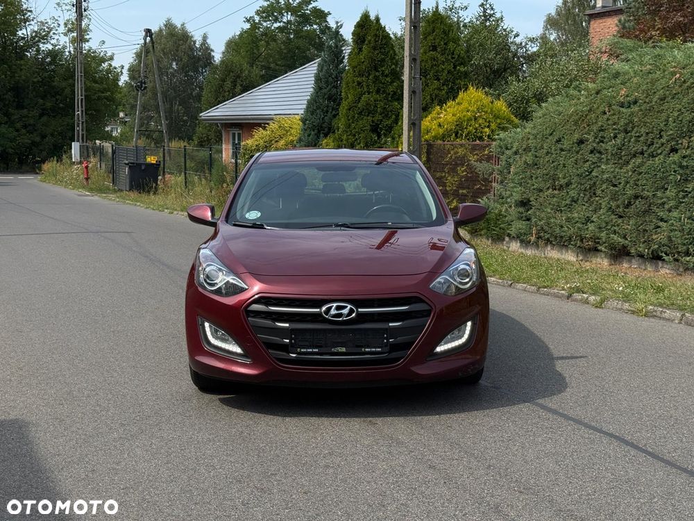 Hyundai i30 blue 1.6 CRDi Style - 6