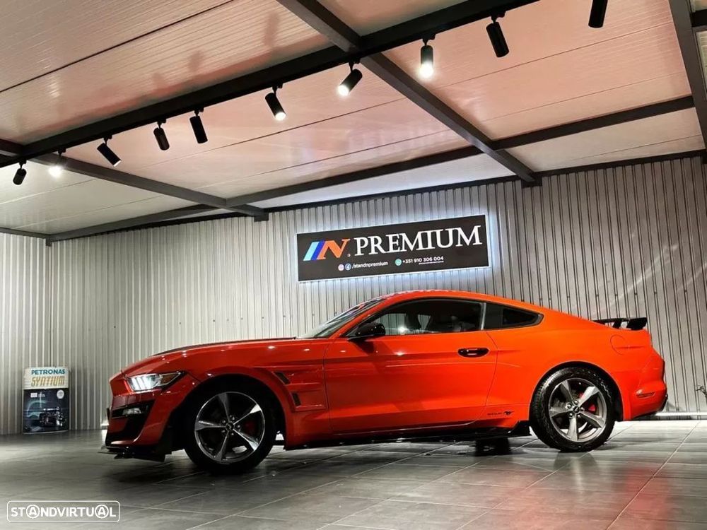 Ford Mustang - 8