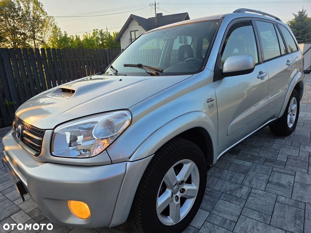 Toyota RAV4 2.0 D-4D Sol - 4