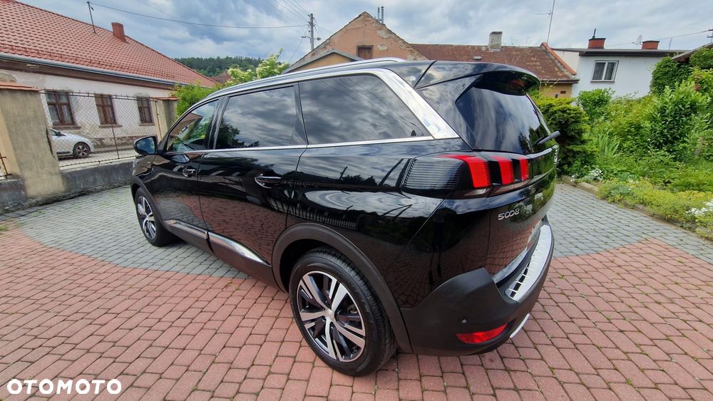 Peugeot 5008 - 2