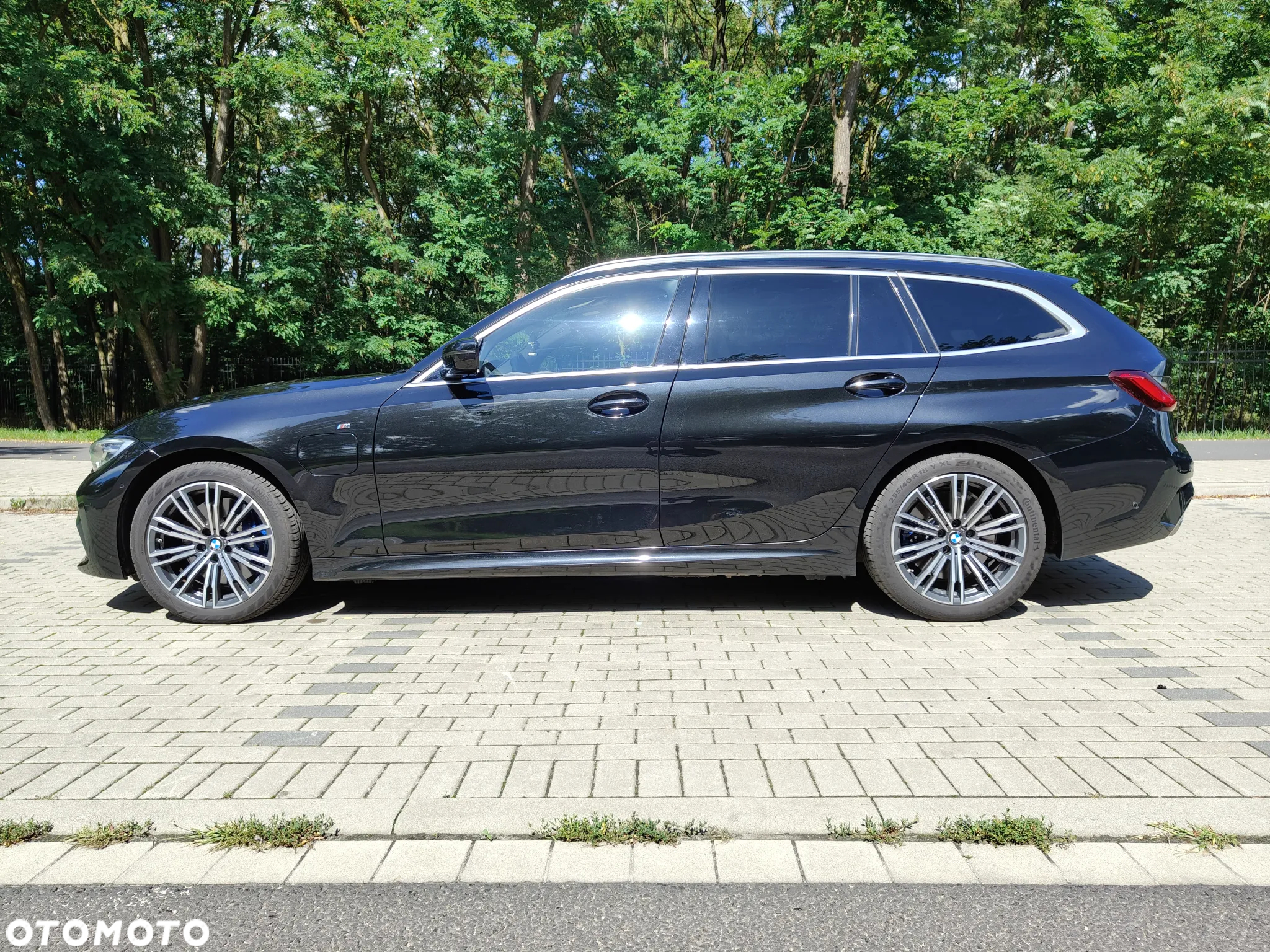 BMW Seria 3 330e Touring M Sport - 3