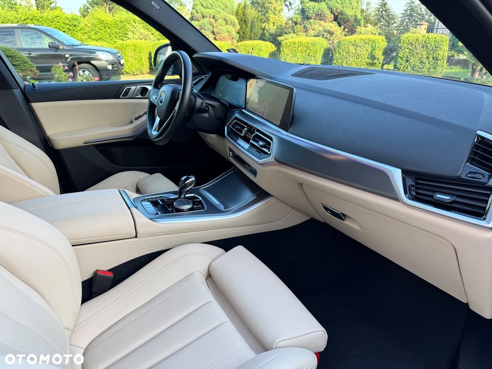 BMW X5 xDrive25d - 17
