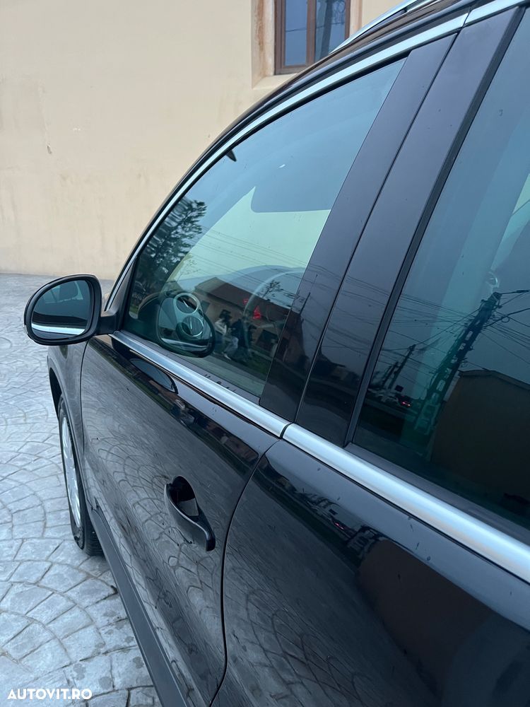 Volkswagen Tiguan 2.0 TDI DPF 4Motion Track&Field - 5