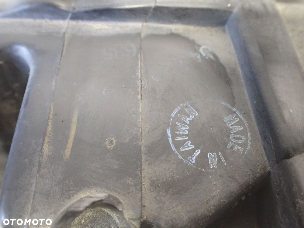 LAMPA LEWA PRZEDNIA AUDI A6 C5 2.5 - 6