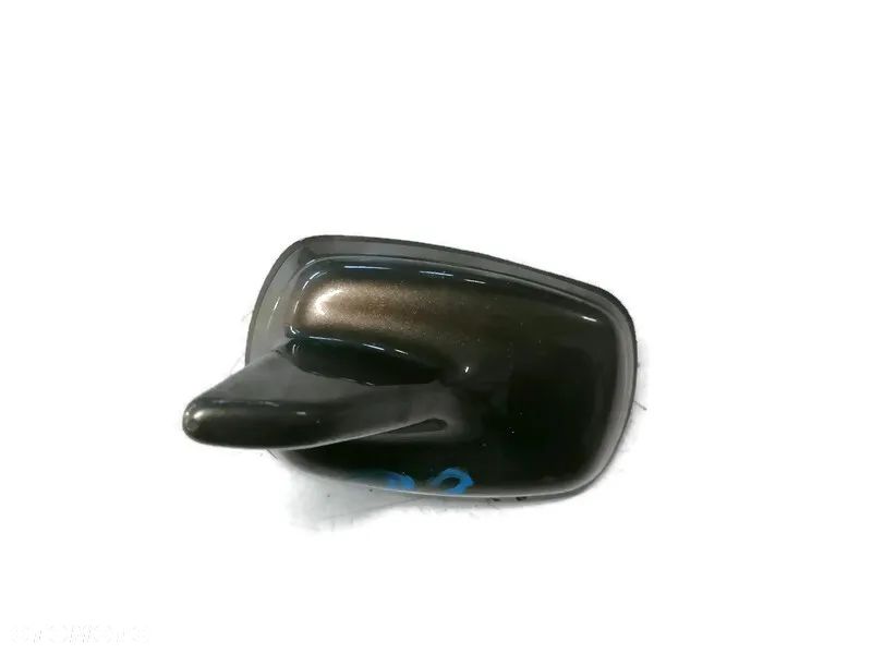 AUDI Q3 12r ANTENA DACHOWA 4G0035503D - 1