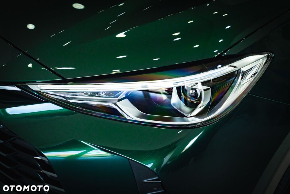 MG ZS - 16