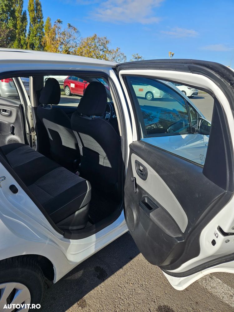 Toyota Yaris - 29