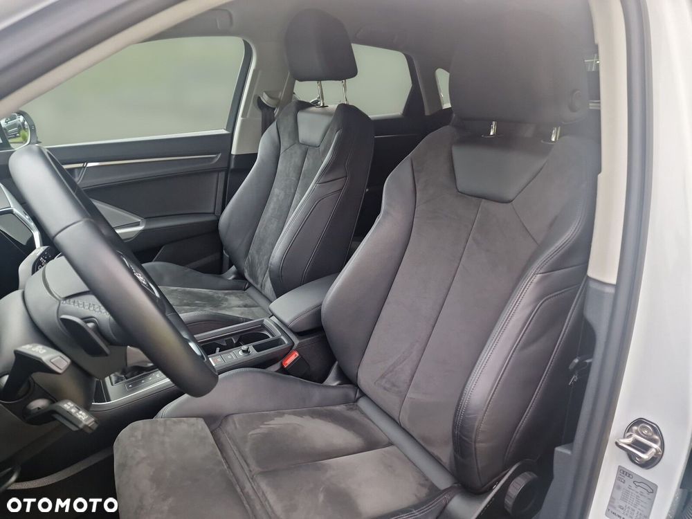 Audi Q3 Sportback 35 TFSI mHEV S tronic - 24
