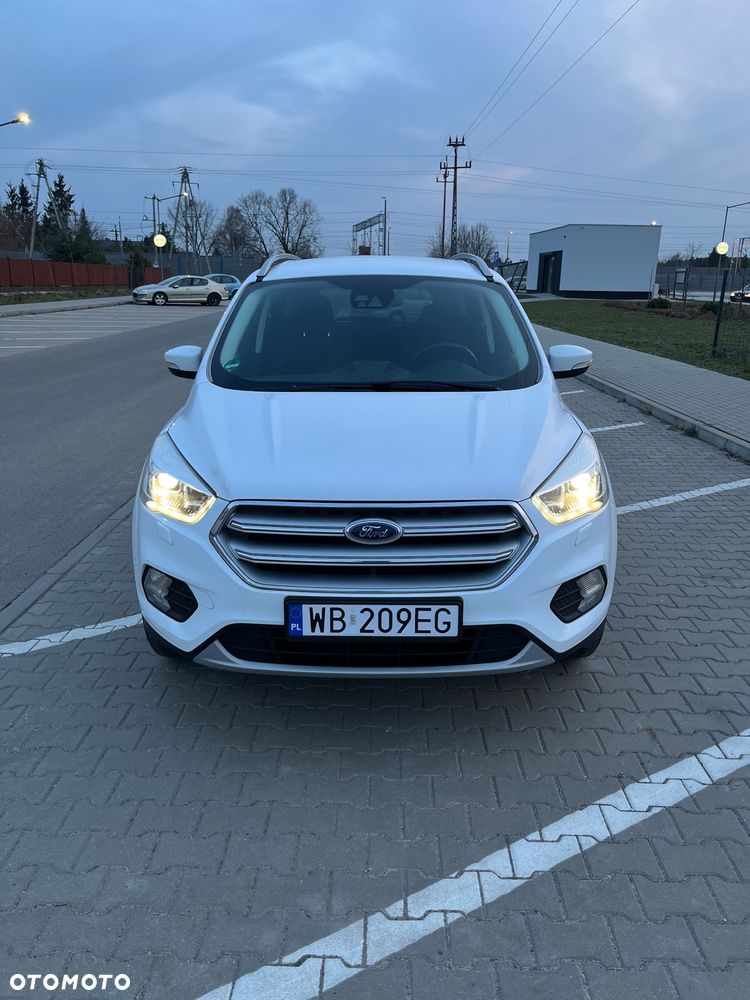 Ford Kuga 1.5 EcoBoost FWD Titanium ASS - 19