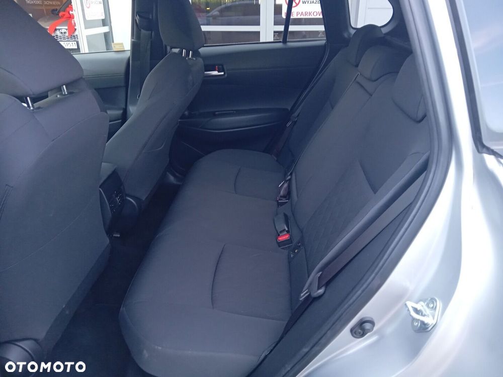 Toyota Corolla Cross - 10