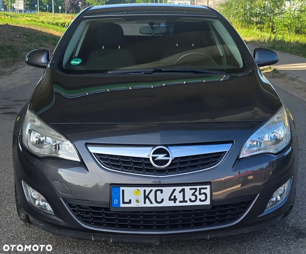 Opel Astra 1.6 Edition 111 Jahre - 1