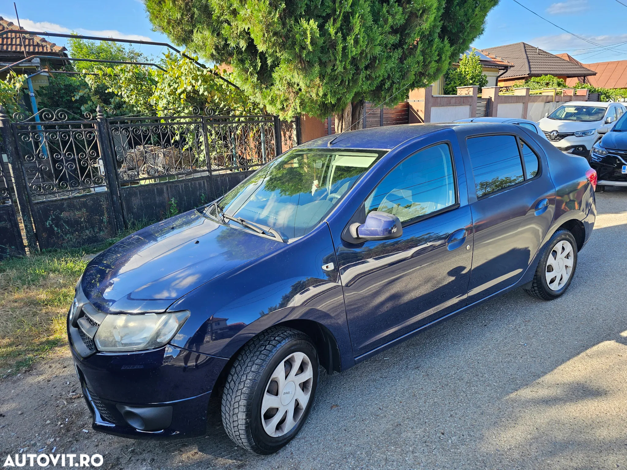 Dacia Logan 0.9 90CP Laureate - 4