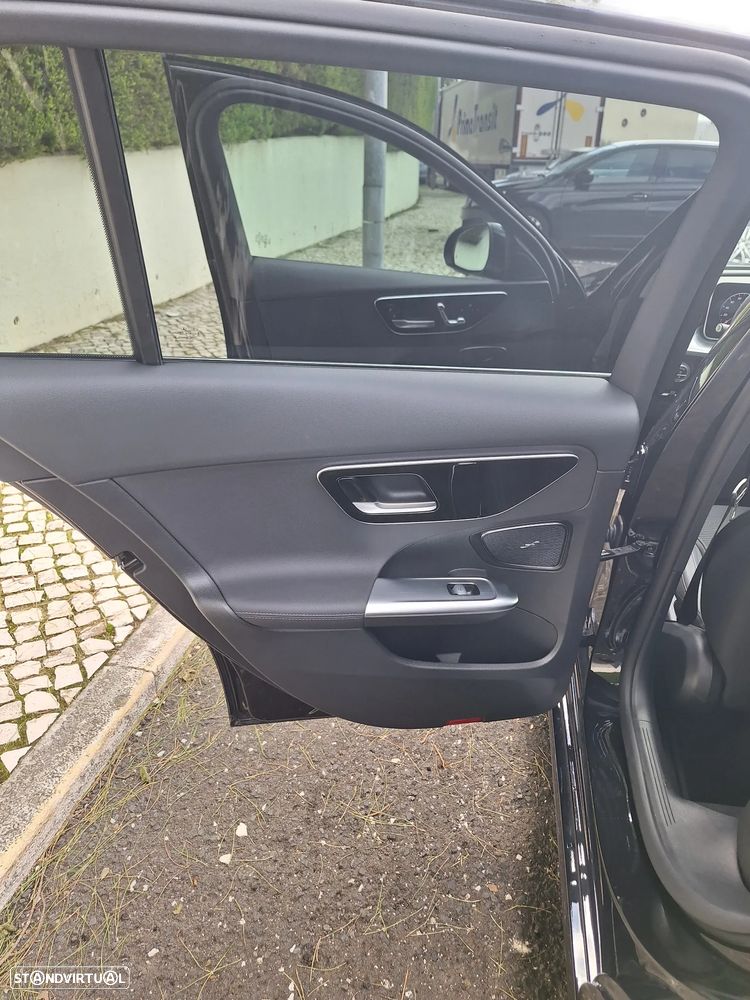 Mercedes-Benz C 300 - 29