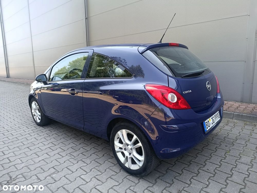 Opel Corsa 1.2 16V Enjoy - 22