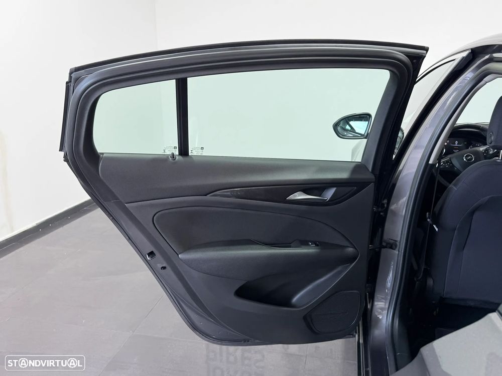 Opel Insignia Grand Sport 1.5 D Business Edition - 38
