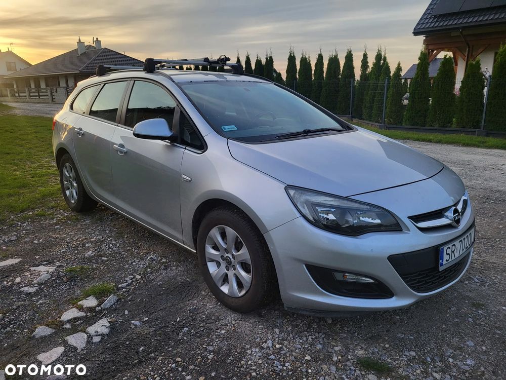 Opel Astra IV 1.6 CDTI Enjoy - 1
