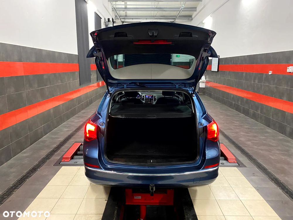 Opel Astra 1.4 Turbo Innovation - 16