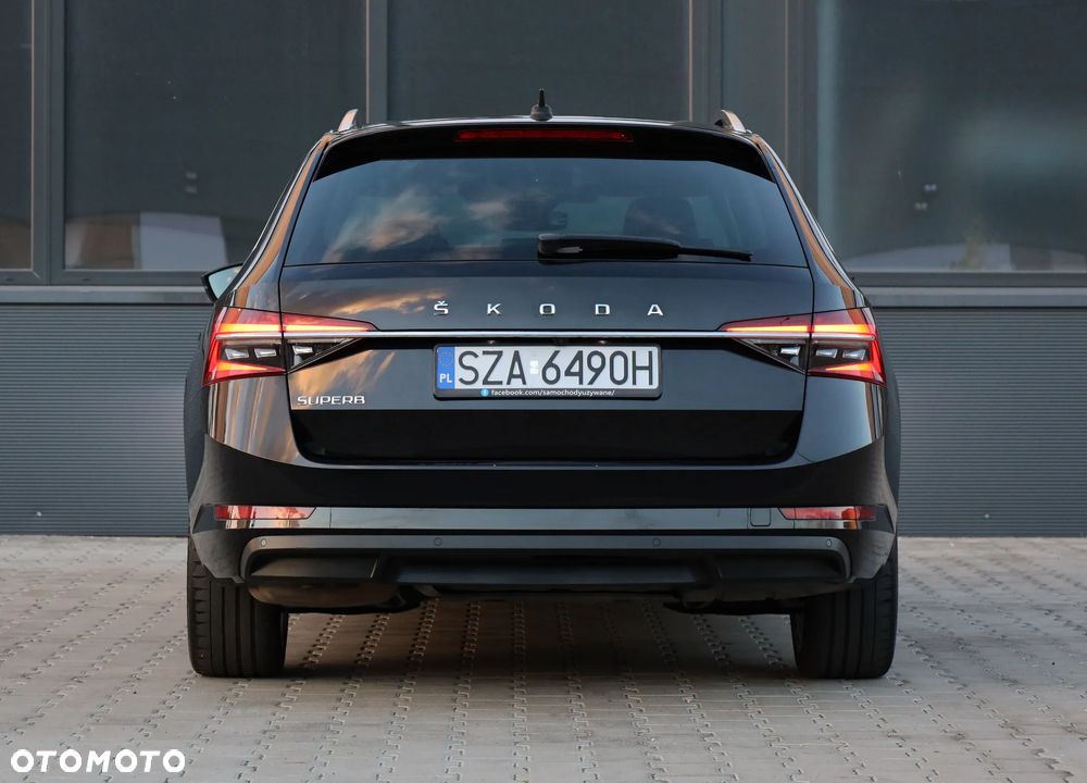 Skoda Superb 2.0 TDI DSG Premium Edition - 41