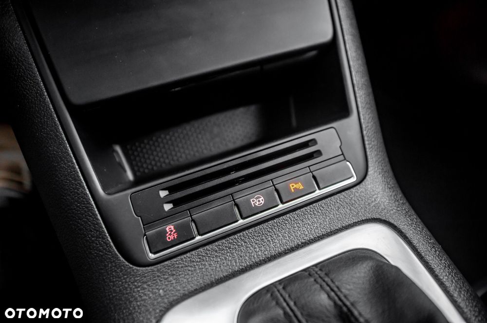 Volkswagen Tiguan - 31