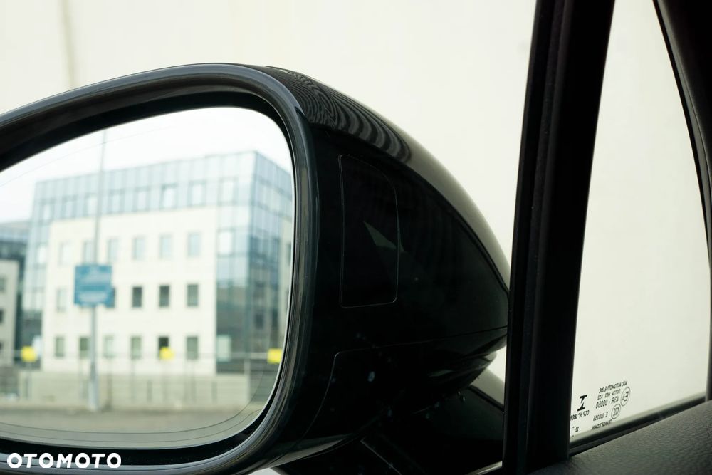 Porsche Macan S - 38