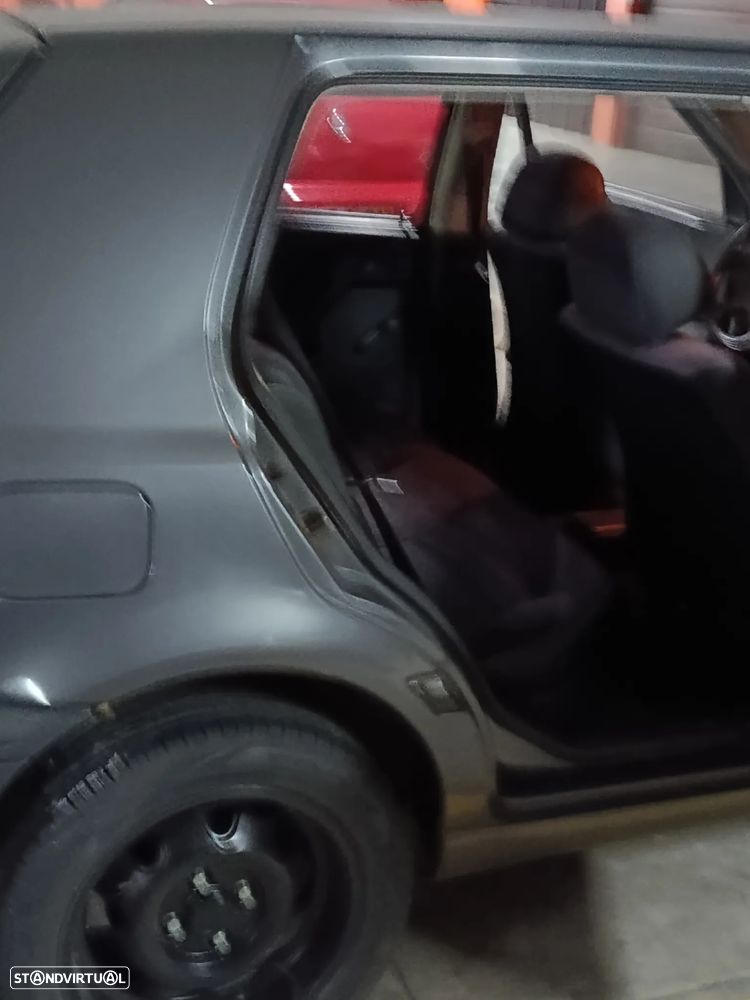 VW Golf 1.4 GL - 6
