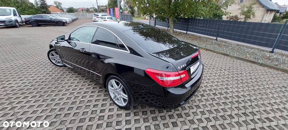 Mercedes-Benz Klasa E - 38