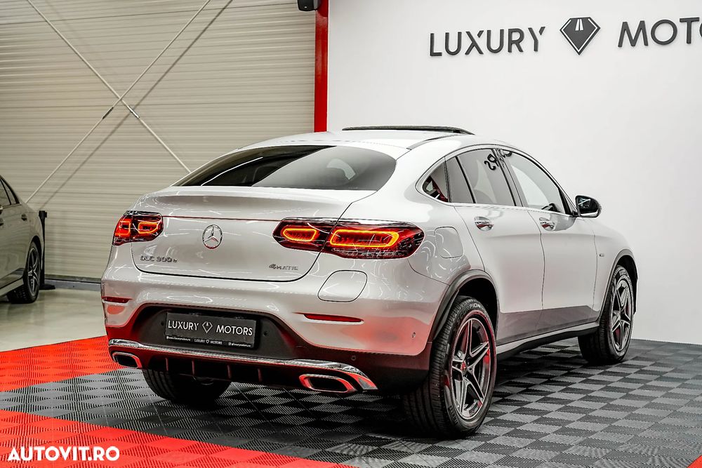 Mercedes-Benz GLC Coupe 300 e 4Matic 9G-TRONIC AMG Line Plus - 15