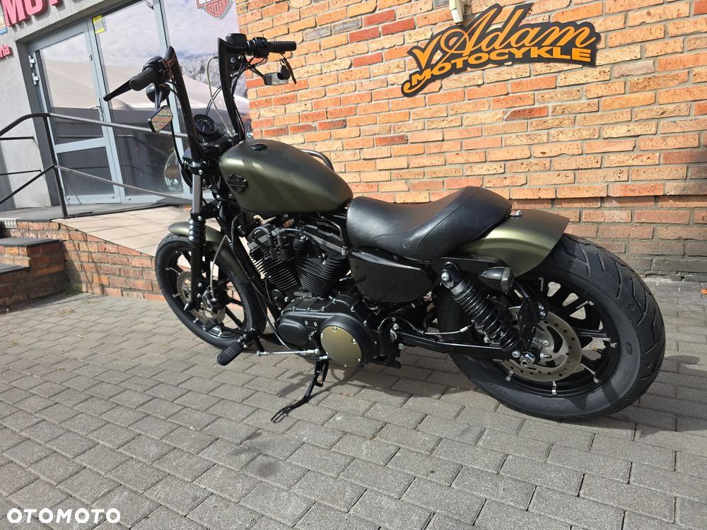 Harley-Davidson Sportster Iron 883 - 4
