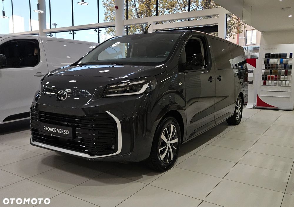 Toyota Proace Verso 2.2 D4-D Long Business - 2