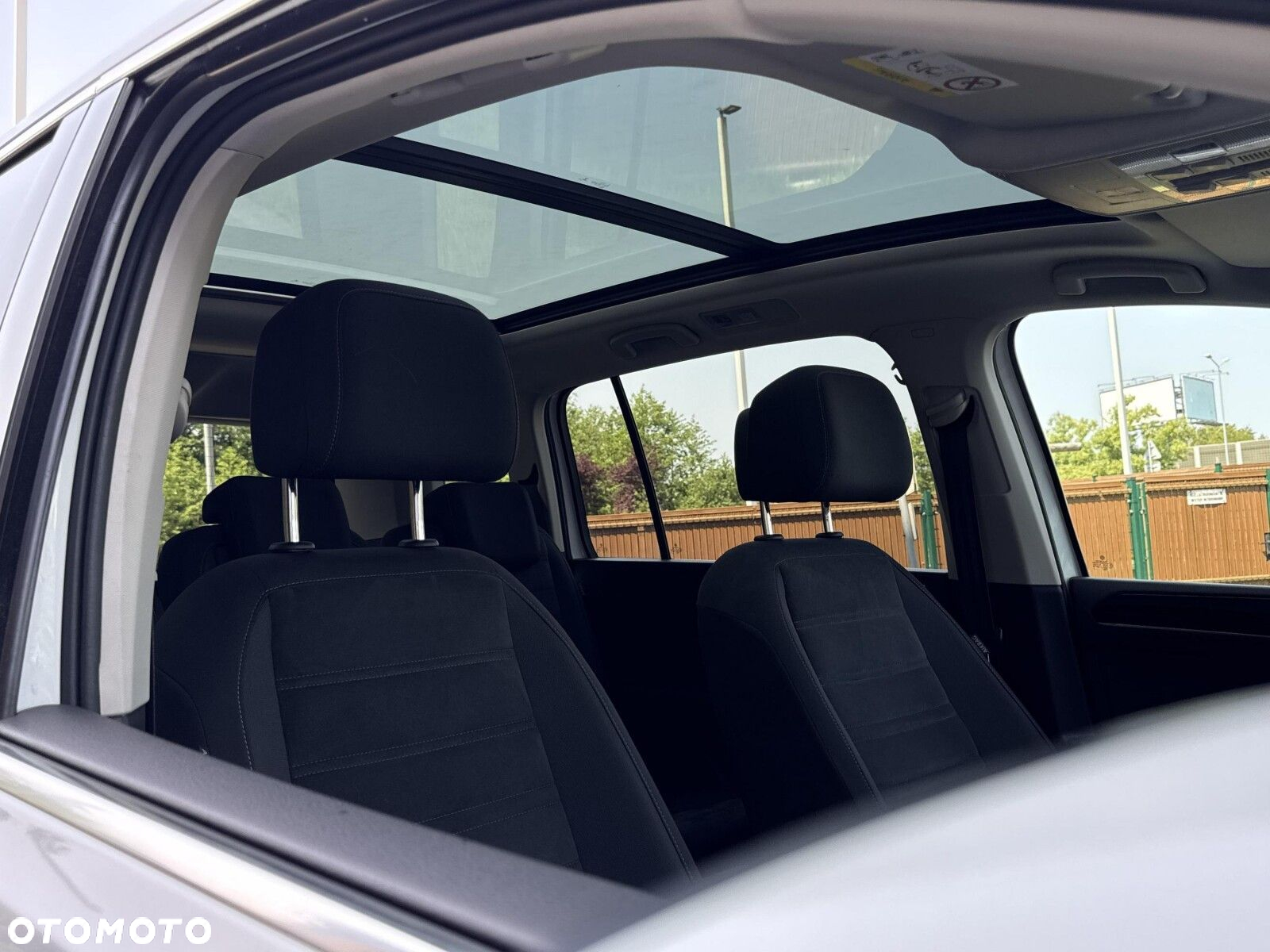 Volkswagen Touran 1.4 TSI BMT Highline DSG - 17