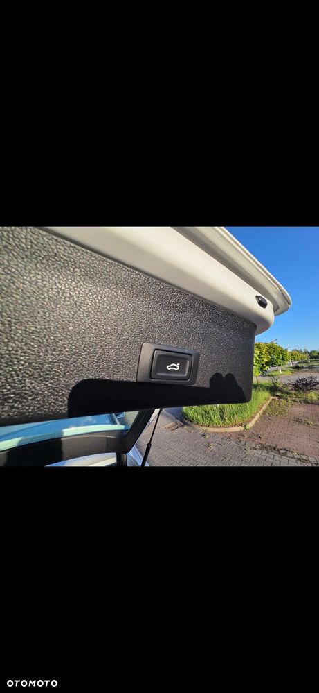 Audi A4 Avant 2.0 TDI Quattro S tronic - 30