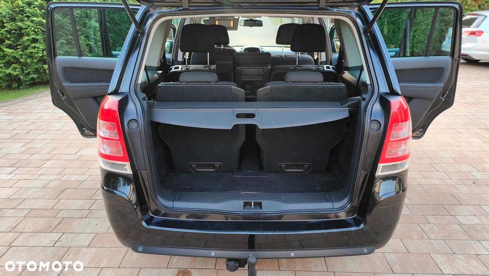 Opel Zafira 1.8 Cosmo - 12