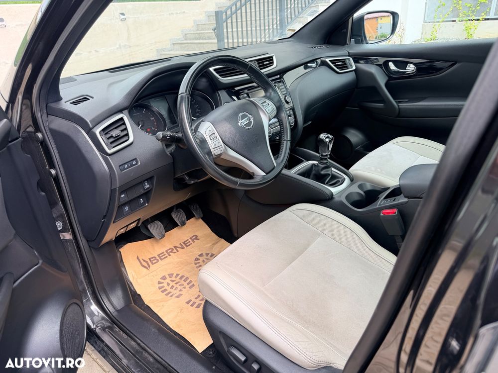Nissan Qashqai 1.6 DCI ALL-MODE 4x4i TEKNA+ - 17