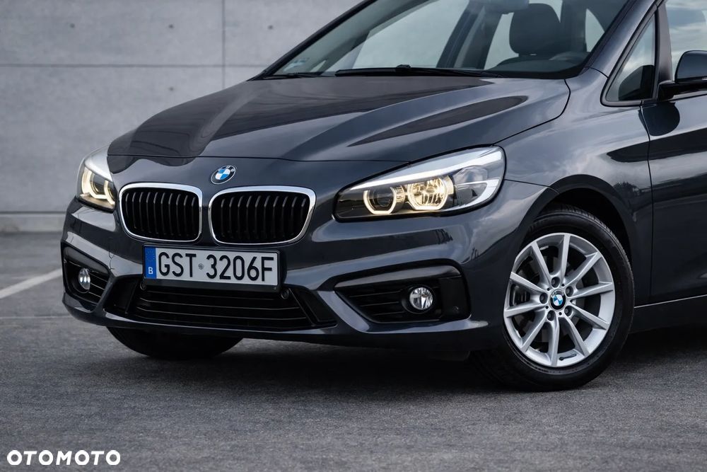 BMW Seria 2 218i - 7