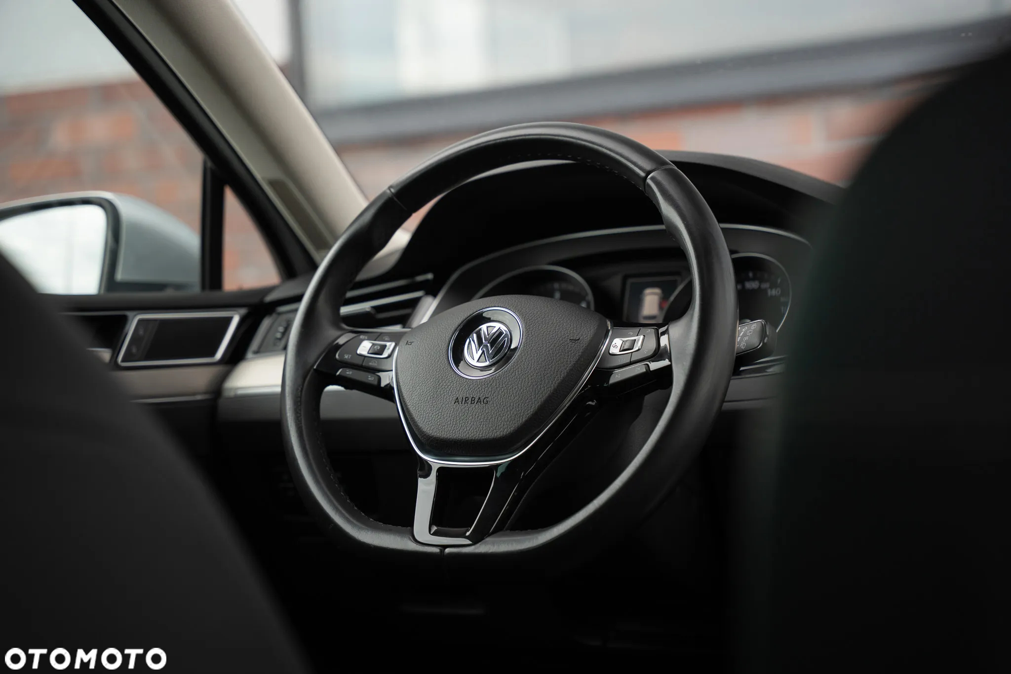 Volkswagen Passat 2.0 TDI BMT Comfortline - 25