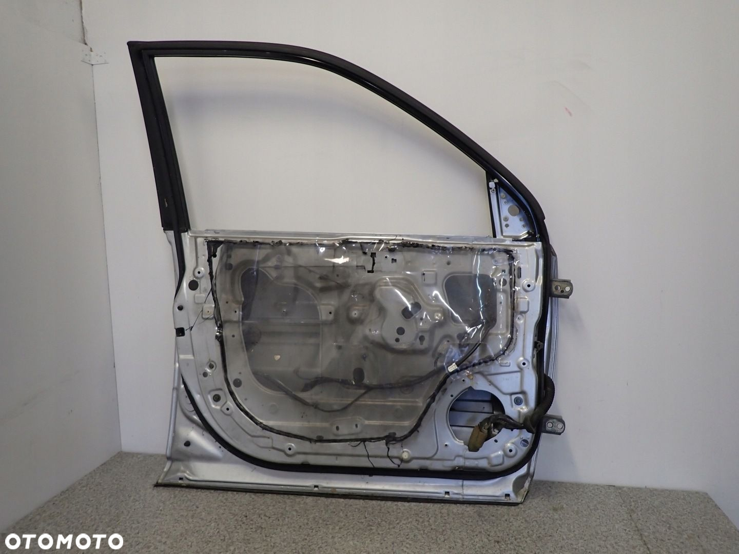 NISSAN X-TRAIL T30 DRZWI PRZEDNIE LEWE - 15