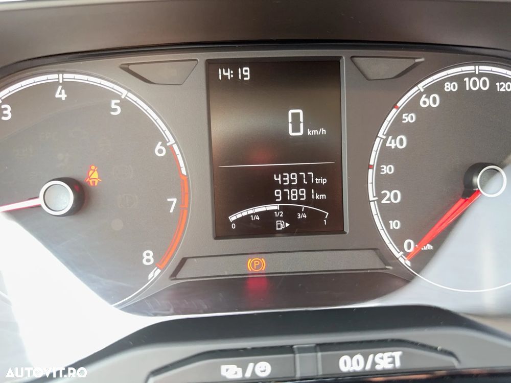 Volkswagen Polo - 10
