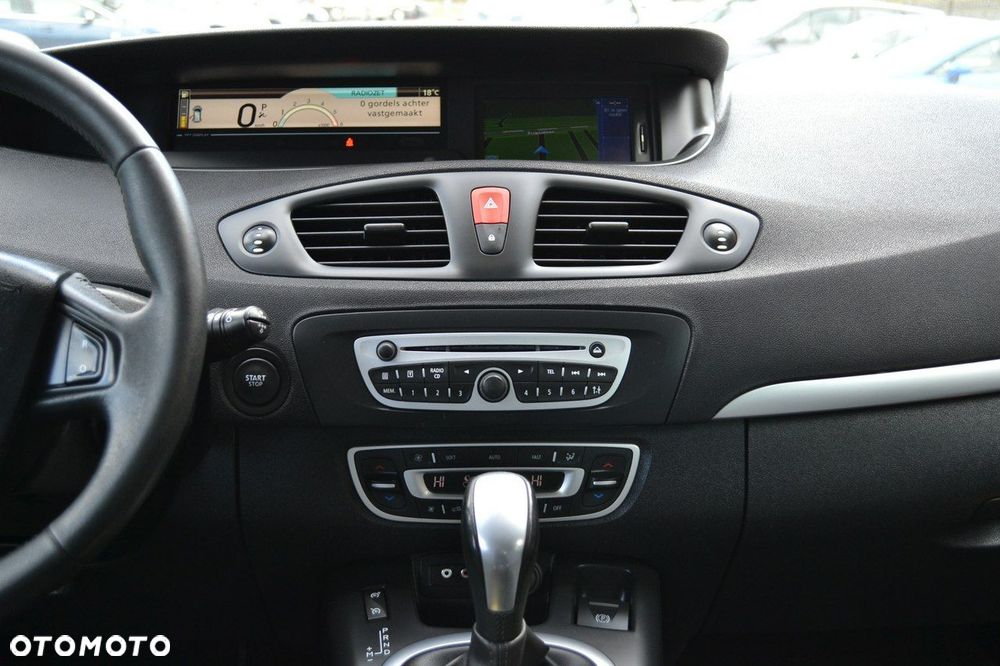 Renault Scenic 1.5 dCi Bose EDC - 9