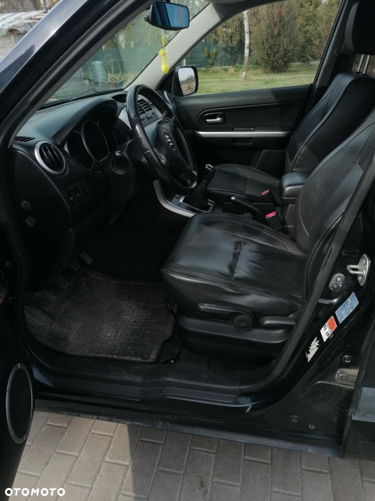 Suzuki Grand Vitara 1.9 DDiS - 6