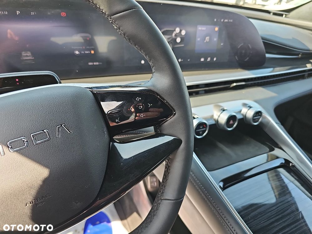 Omoda 9 1.5 Super Hybrid Exclusive AWD - 18
